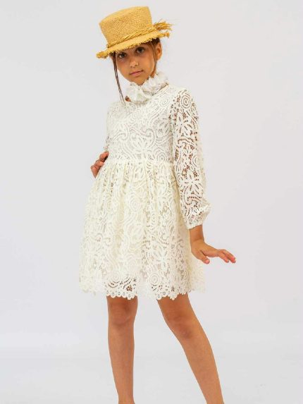 Abito ragazza Abito girocollo in pizzo, modello a manica lunga con sottogonna in tulle e cotone.