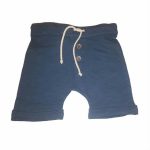 BERMUDA BABY JERSEY FIAMMATO Sono freschi e comodi i bermuda di MAPERÒ - 100% cotone fiammato - con coulisse ed elastico interno, taschine posteriori. Taglie baby 3/36 mesi.
