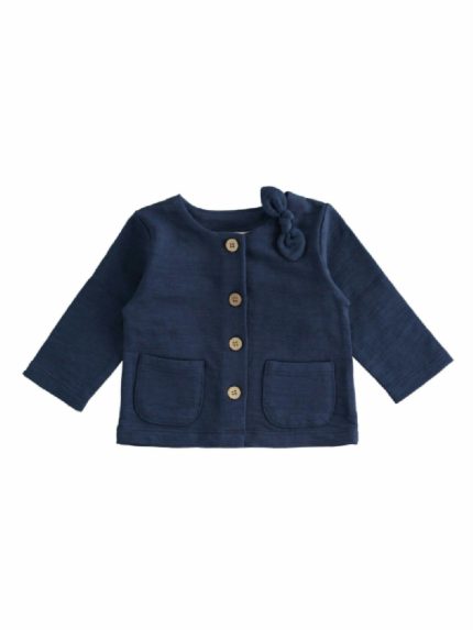 CARDIGAN NEONATA CON FIOCCO MINIBANDA - Cardigan per neonata, 100% cotone, con taschine e fiocco allo scollo.