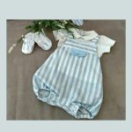 Completo Estate a Righe Teto e Tatta Completo elegante misto lino/cotone: t.shirt in jersey con colletto + salopette corta misto lino fantasia rigata. Abito da Battesimo Lista Nascita Corredino