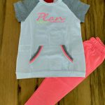 COMPLETO LEGGINGS+T.SHIRT Completo in cotone stretch: t.shirt a manica corta + leggings.