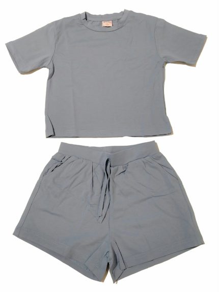 Completo Spring Breeze Ativo K ids Completo due pezzi a tinta unita in jersey stretch: t.shirt a manica corta + pantaloncino.
