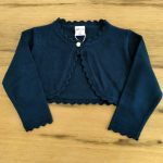 Coprispalle Silence Ativo Kids Coprispalle in cotone stretch con bordo smerlato, allacciatura con bottoncino.