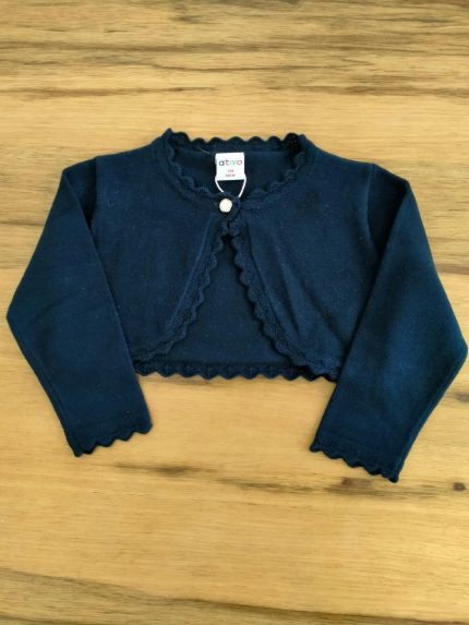 Coprispalle Silence Ativo Kids Coprispalle in cotone stretch con bordo smerlato, allacciatura con bottoncino.