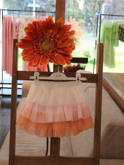 Gonna tulle bimba Gonna a balze in tulle multicolor con fodera in cotone, modello con cintura elastica. Promo50