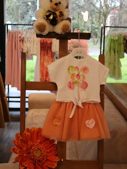 Gonna tulle bimba Gonna in tulle con cintura elastica arricciata e patch applicate. Promo50