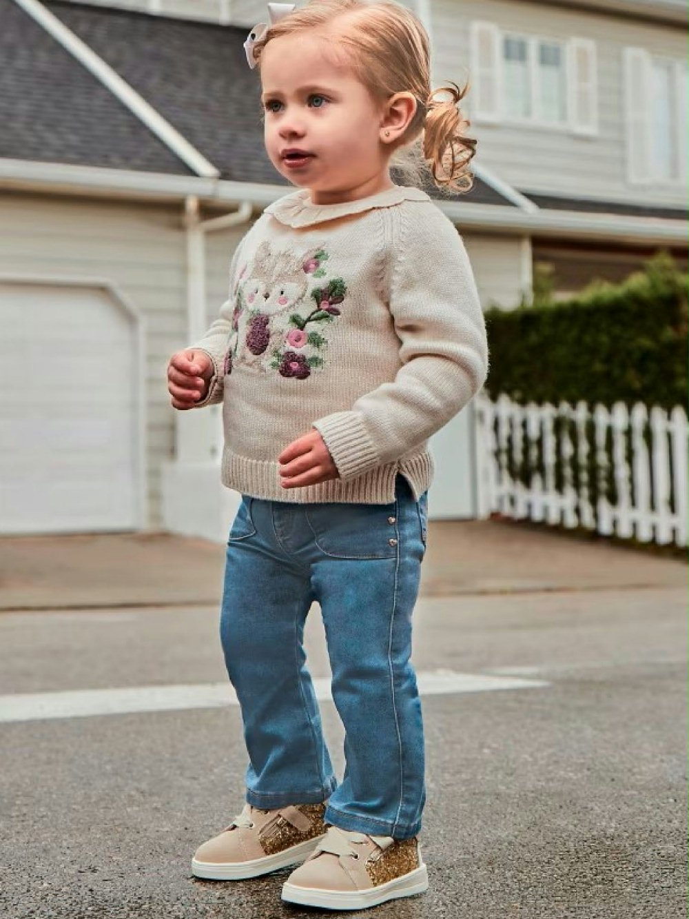 Jeans bimba 2.547_034 00 Jeans bimba Jeans Svasati Bambina Mayoral - Dettagli a Cuore e Vita Regolabile