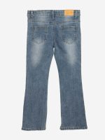 Jeans bootcut Jeans per ragazza modello largo cinque tasche bootcut. Chiusura frontale con bottone e zip.