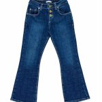 Jeans ragazza Jeans elasticizzato a trombetta, modello con cinta elasticizzata dietro ed allacciatura con tre bottoni dorati.