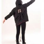 KIMONO BASIC KIMONORAIN - Capospalla unisex reversibile in materiale tecnico waterproof, bretelle interne per trasporto a zaino. Colori antracite/verde oliva/rosso taglie da 6 a 16 anni.