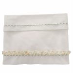 Lenzuolino culla Fiori di Campo Set lenzuolino tre pezzi in popeline - 100% cotone - con balza in tessuto goffrato fantasia.Made in Italy Glam