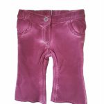 PANTALONI BABY BOOTCUT MAPERÒ - Pratici e super fashion i pantaloni in felpa elasticizzata modello cinque tasche bootcut. Colore paprika, taglie baby da 3 mesi a 36 mesi.