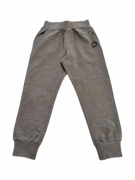 PANTALONI IN FELPA JOGGER Pantaloni in felpa - 100% cotone -con polso elastico e taschine.