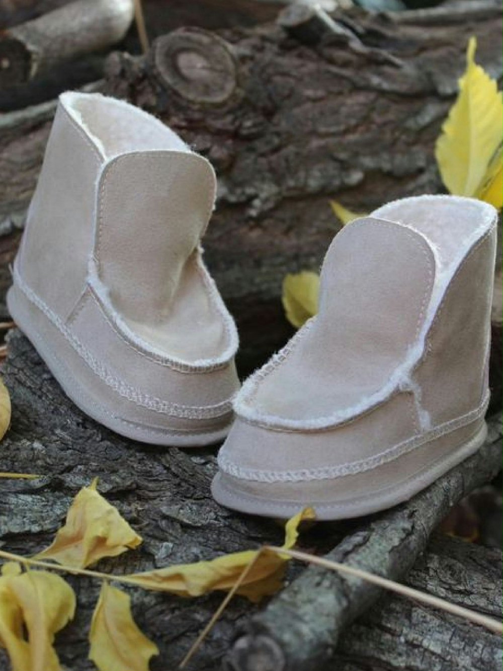 Scarpine culla morbide con pelliccia ecologica SF3880/T0885 Easy Chic Baby Idea Regalo 00 Scarpine culla morbide con pelliccia ecologica Stivaletto culla foderato orsetto. Made in Italy Easy Chic Baby Idea Regalo