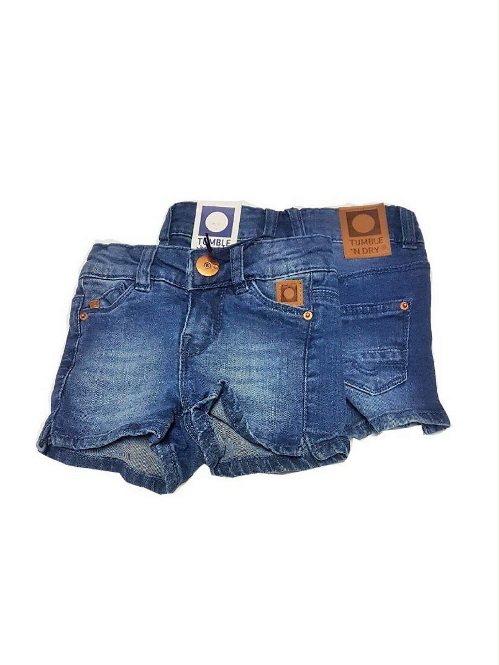 SHORTS DENIM AHMONA 4010300048 00 SHORTS DENIM AHMONA Shorts in denim elasticizzato, vita regolabile con elastico interno.