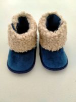 Stivaletto culla neonato Stivaletto culla per neonato in velluto con bordo orsetto. Made in Italy Easy Chic Baby Idea Regalo