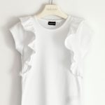 T.SHIRT M/CORTA CON ROUCHE SARABANDA - T.shirt in cotone a maniche corte con motivo rouche.